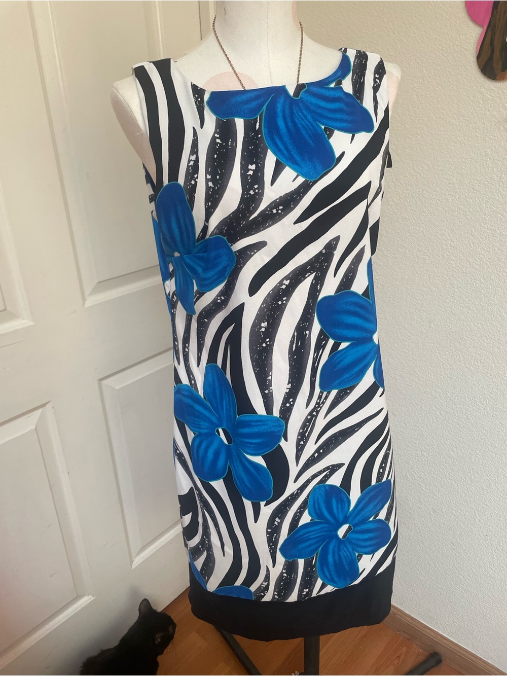 AGB Black and White Zebra-Print Shift Dress with Bright Blue Floral Motif